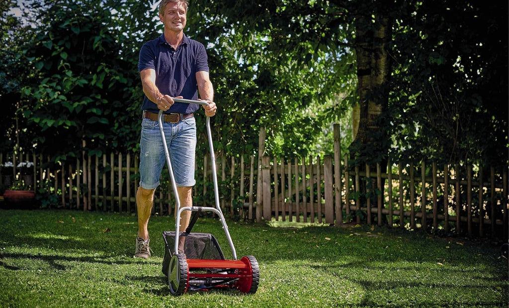 Einhell Hand Push Lawnmower, Manual Lawn-Mower With 30cm Cutting Width, 16L Grass Box, 4 Cutting Height Levels, Walk-Behind Lawn Mower For Small Gardens GC-HM 300