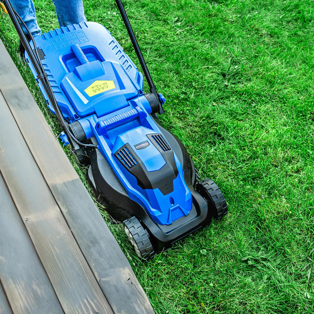 Hyundai 1300W Electric Lawn Mower – 33cm Lightweight Corded Lawnmower, 30L Grass Box, Foldable Handle, 3 Cutting Heights, Ideal for Small Gardens - 3 Year Warranty